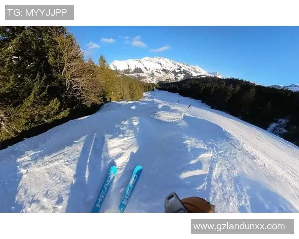 足球明星在瑞士滑雪意外身亡引发全球哀悼与关注